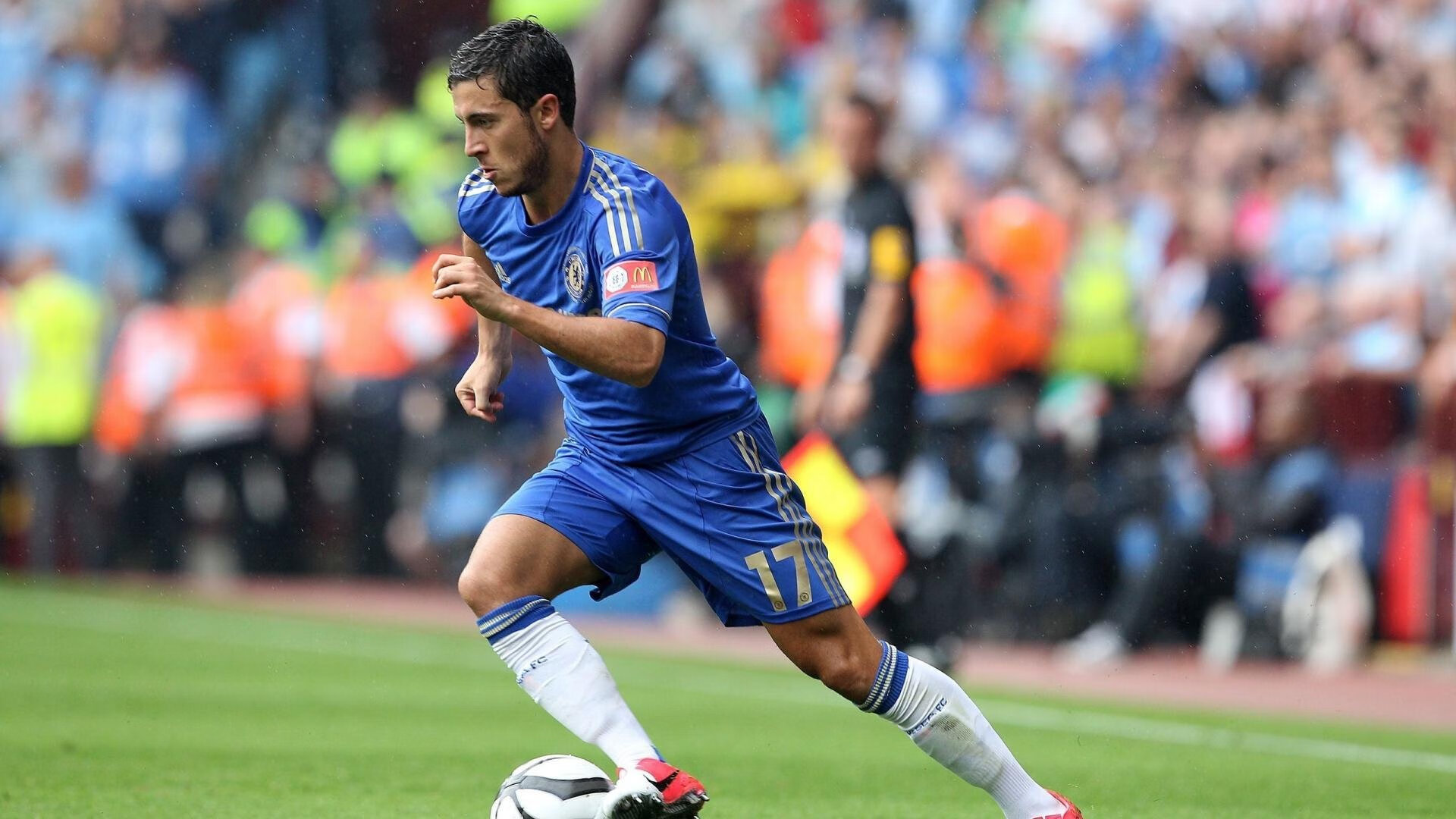 中国女足在比赛中展现出优雅的踢球风格,中国女足怎么写