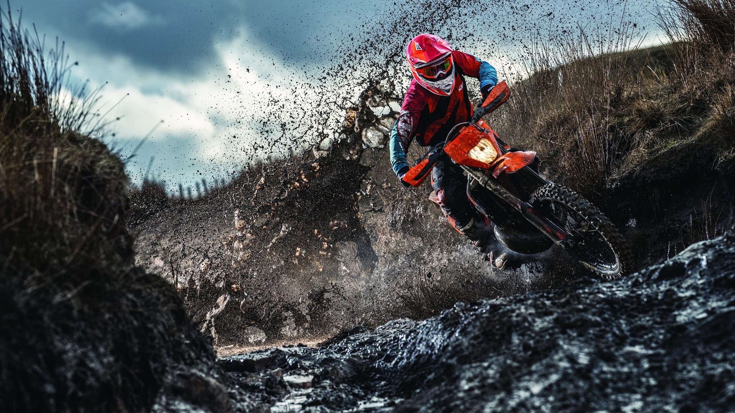 足球运动普及推广，校园新赛季火热开赛，足球推广学校